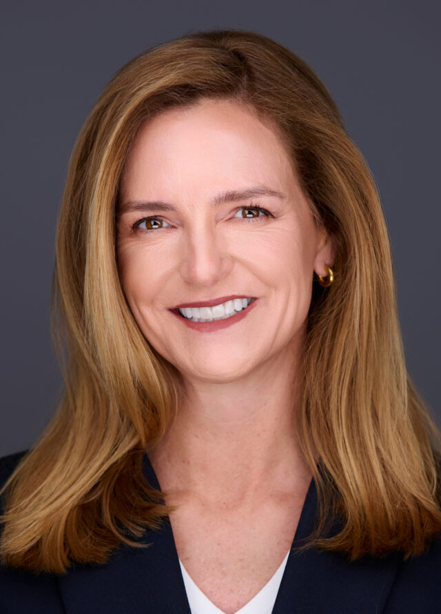 25 04 09 Elizabeth Riordan 1 1 2048